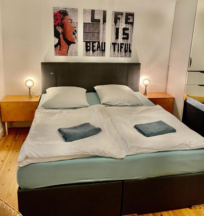 Nana-Eg-80M2 Sanierter Altbau-Parkplatz-Kleiner Garten-Wlan-Netflix-2Zimmer-Kueche-Dusche-Wanne-Waschmaschine Ομπερχάουζεν Εξωτερικό φωτογραφία