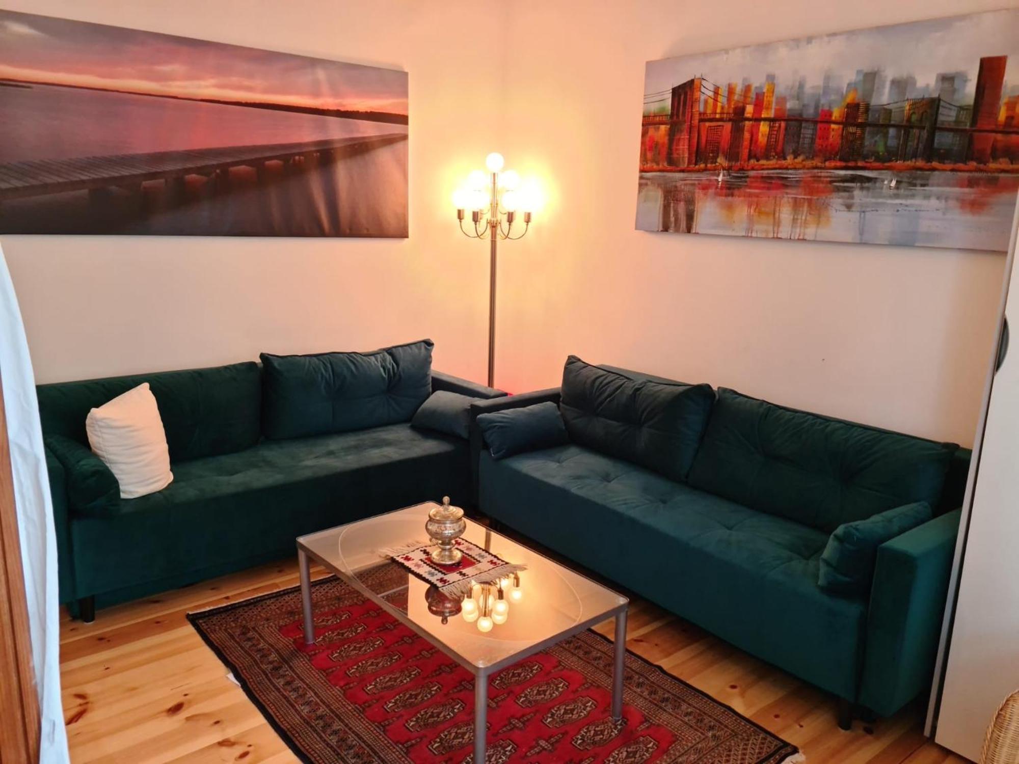 Nana-Eg-80M2 Sanierter Altbau-Parkplatz-Kleiner Garten-Wlan-Netflix-2Zimmer-Kueche-Dusche-Wanne-Waschmaschine Ομπερχάουζεν Εξωτερικό φωτογραφία
